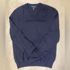 Merino V-neck sweater